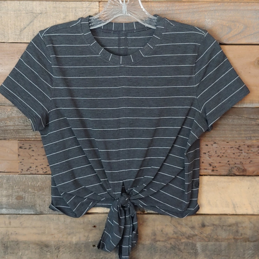 Lululemon Tie Front Crop Top
